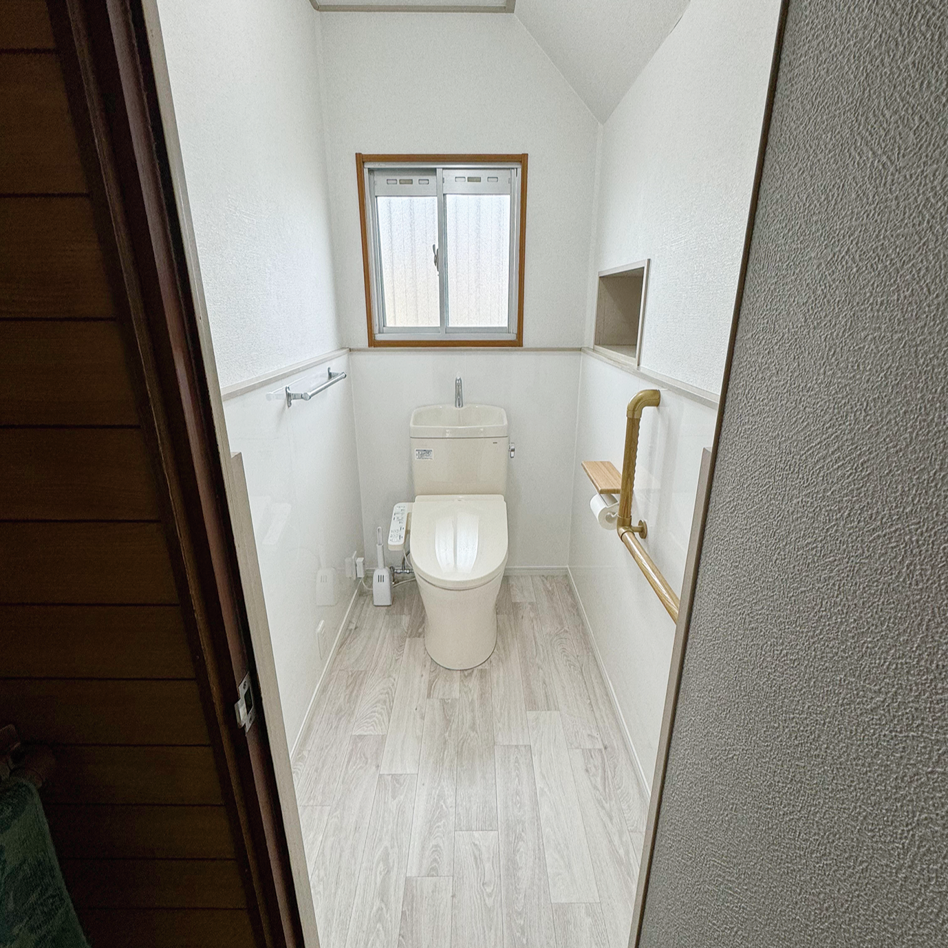 施工例トイレ：福島県郡山市の住宅リフォームは株式会社イナズマ